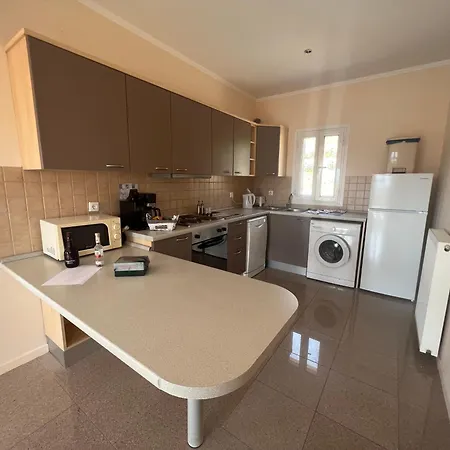 Villa Karavaki Lixúri